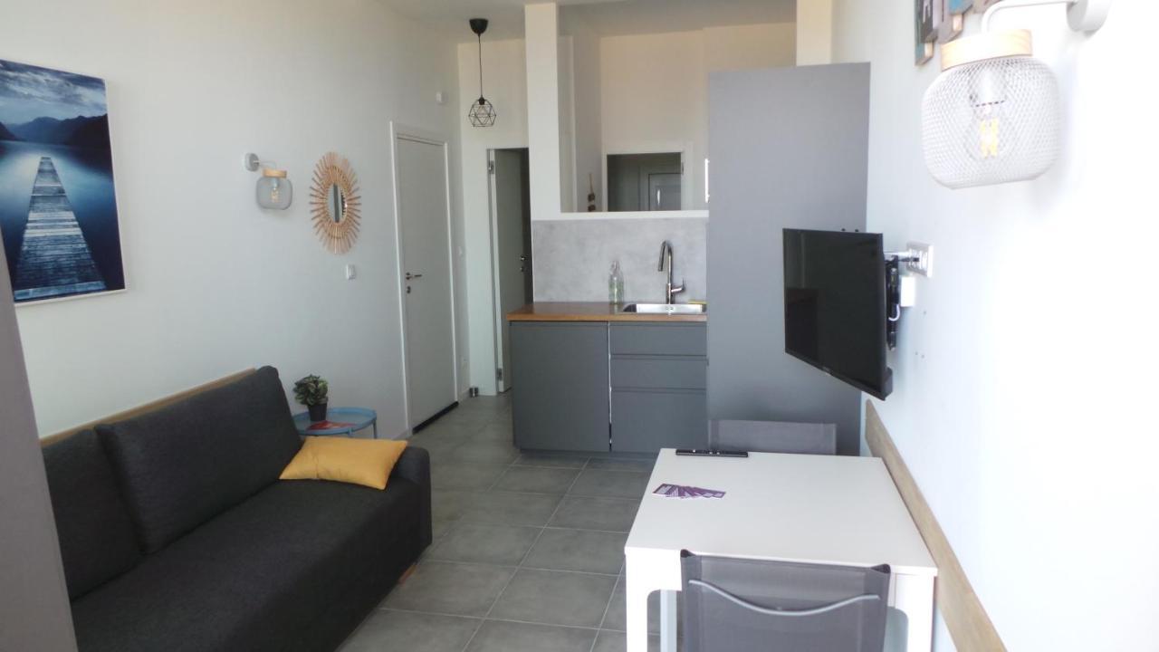 Appartements Modernes Vue Mer A Cap Esterel Сен-Рафаель Екстер'єр фото