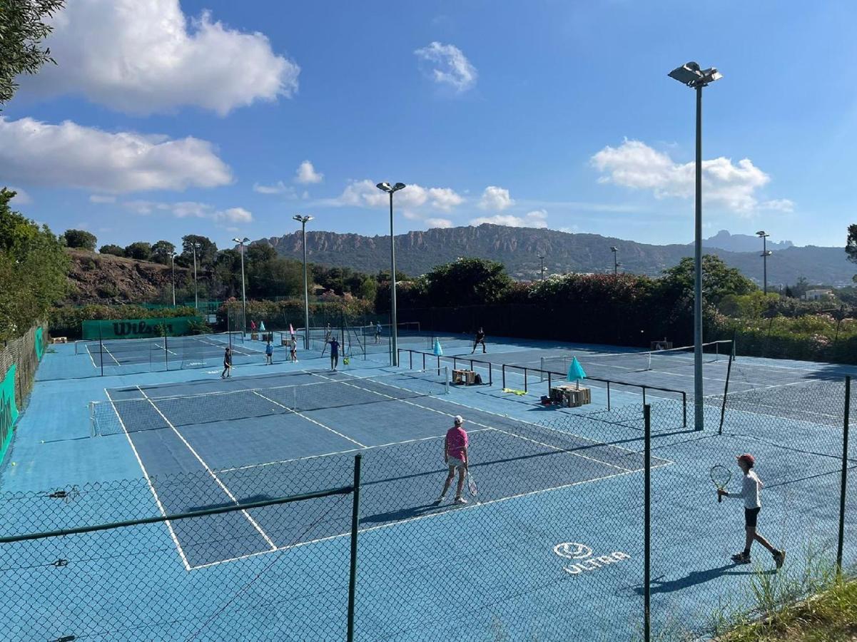 Appartements Modernes Vue Mer A Cap Esterel Сен-Рафаель Екстер'єр фото